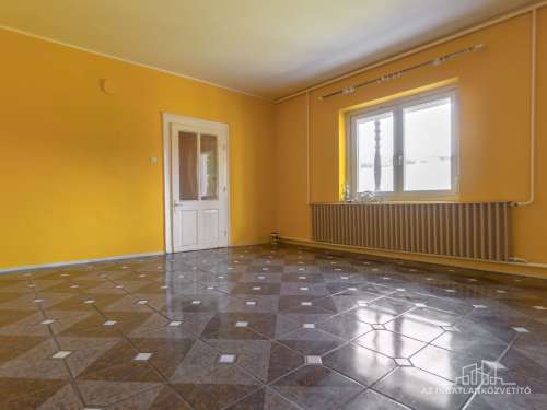Cserélhető! Alsónána, Dózsa György utca, 114 m2 családi ház 3110 m2-es telken