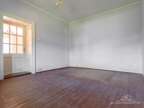 Cserélhető! Alsónána, Dózsa György utca, 114 m2 családi ház 3110 m2-es telken