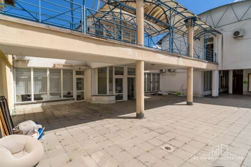 Szekszárd, Széchenyi utca, üzlet a városközpontban