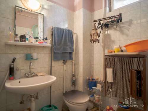 Szekszárd, Székely Bertalan utca, földszinti 56 m2-es lakás