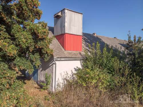 Fadd, György-major 12266 m2 telephely műhellyel, tárolóval kiaknázható lehetőségekkel