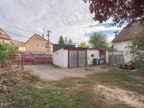 Tevel, Fő utca, 129 m2-es 3 szobás családi ház