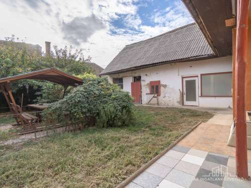 Tevel, Fő utca, 129 m2-es 3 szobás családi ház