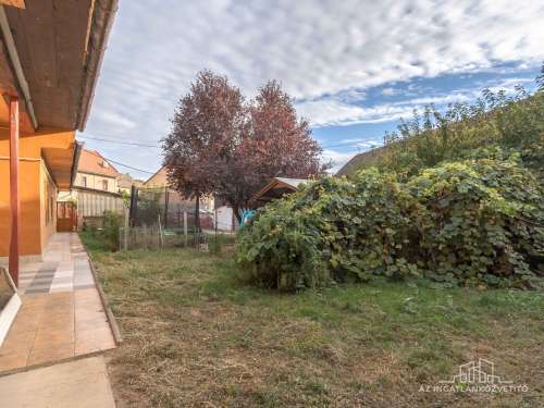 Tevel, Fő utca, 129 m2-es 3 szobás családi ház