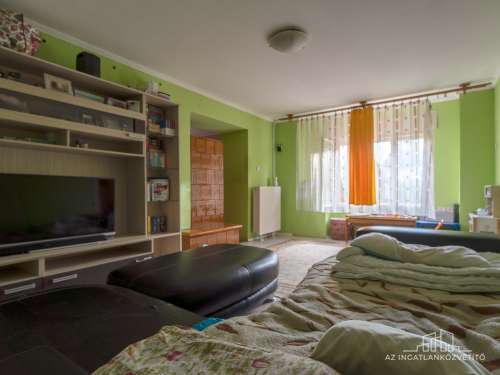 Tevel, Fő utca, 129 m2-es 3 szobás családi ház